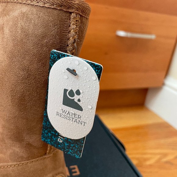 Sheepskin Shearling Lining Side Zip Boots from EMU - Picture 12 of 16